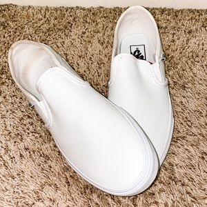 White slip on VANS